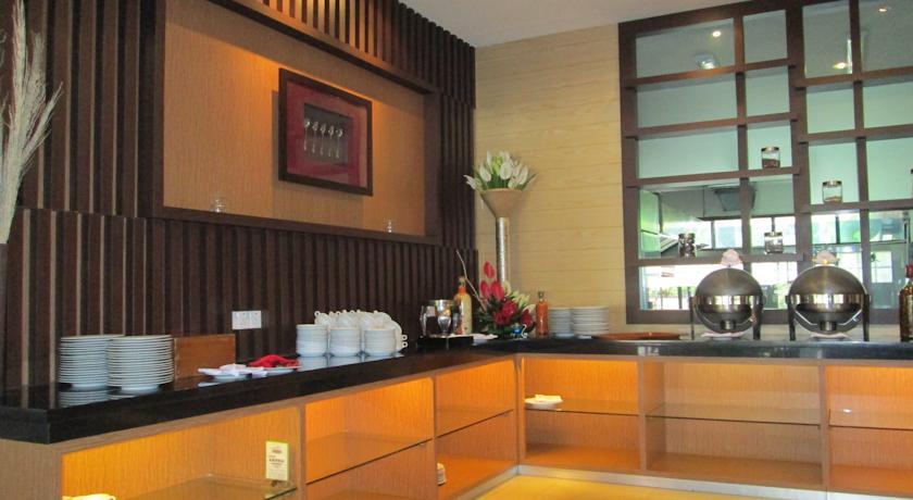 Puteri Gunung Hotel Lembang Buitenkant foto