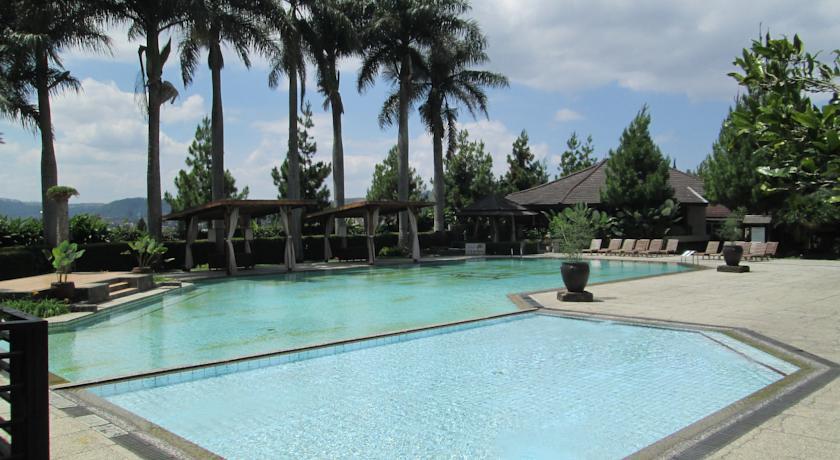 Puteri Gunung Hotel Lembang Buitenkant foto